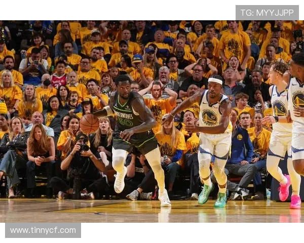 罗德里掌控中场节奏引领球队攻防转换展现顶级球商与统治力 罗德里掌控中场节奏引领球队攻防转换展现顶级球商与统治力