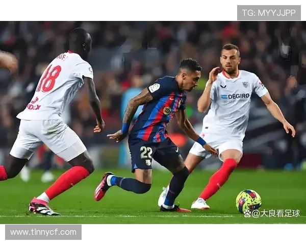 足球世界：巅峰对决，荣耀之战