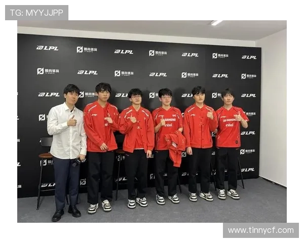 JDG战队实力引发热议玩家与评论员观点大相径庭