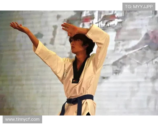 与黄丽对话：回顾她在王者荣耀中的辉煌历程与成长故事