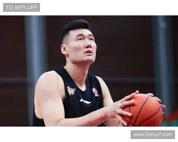 广东宏远迎战强敌全力出击 球迷期待激烈对决再掀新高潮