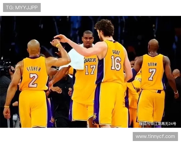 小牛与湖人季后赛精彩对决全场录像回放分析与精彩瞬间回顾